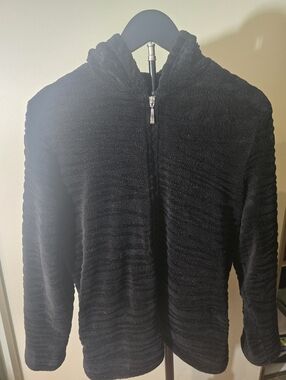 Women's Black Plush Zip-Front Sweater